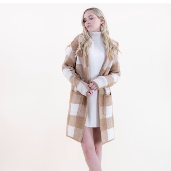 ORIGINAL USA Beige Coatigan - Picture 1 of 3